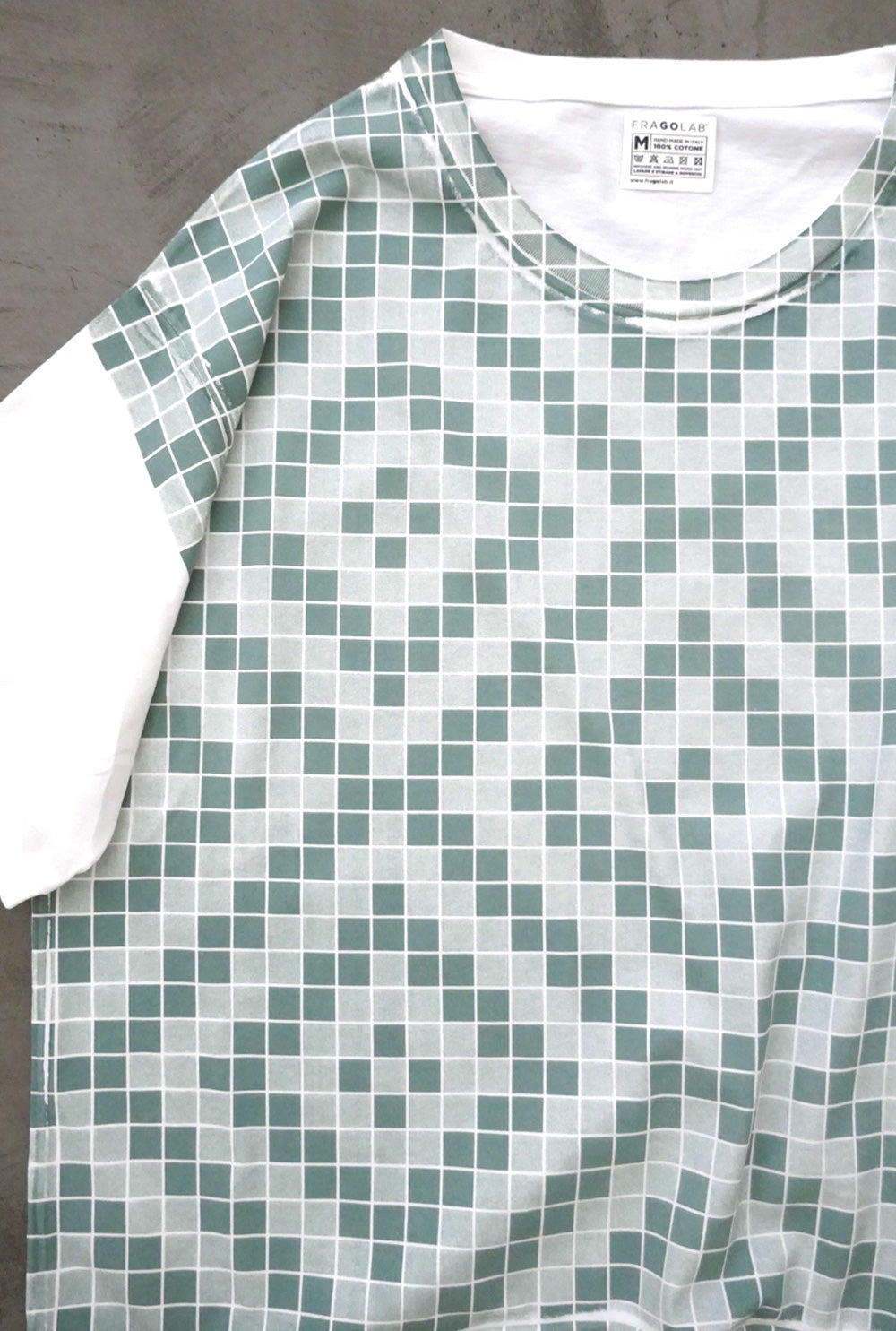t-shirt mosaico verde